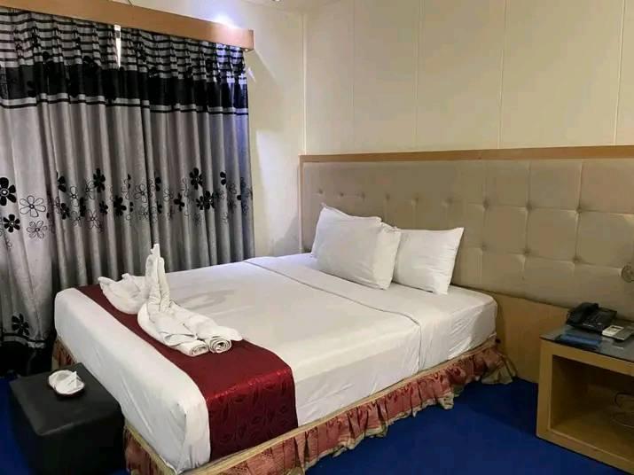 হোটেল রজনীগন্ধা (আবাসিক)