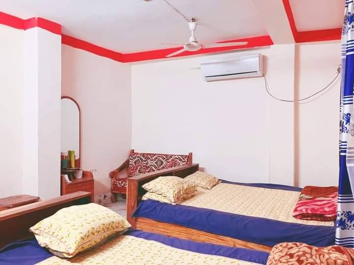 হোটেল মুক্তিযোদ্ধা সুলতান ইনঃ (আবাসিক)